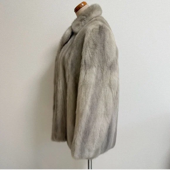 Saga vintage Sapphire Mink fur Coat - Picture 14 of 16